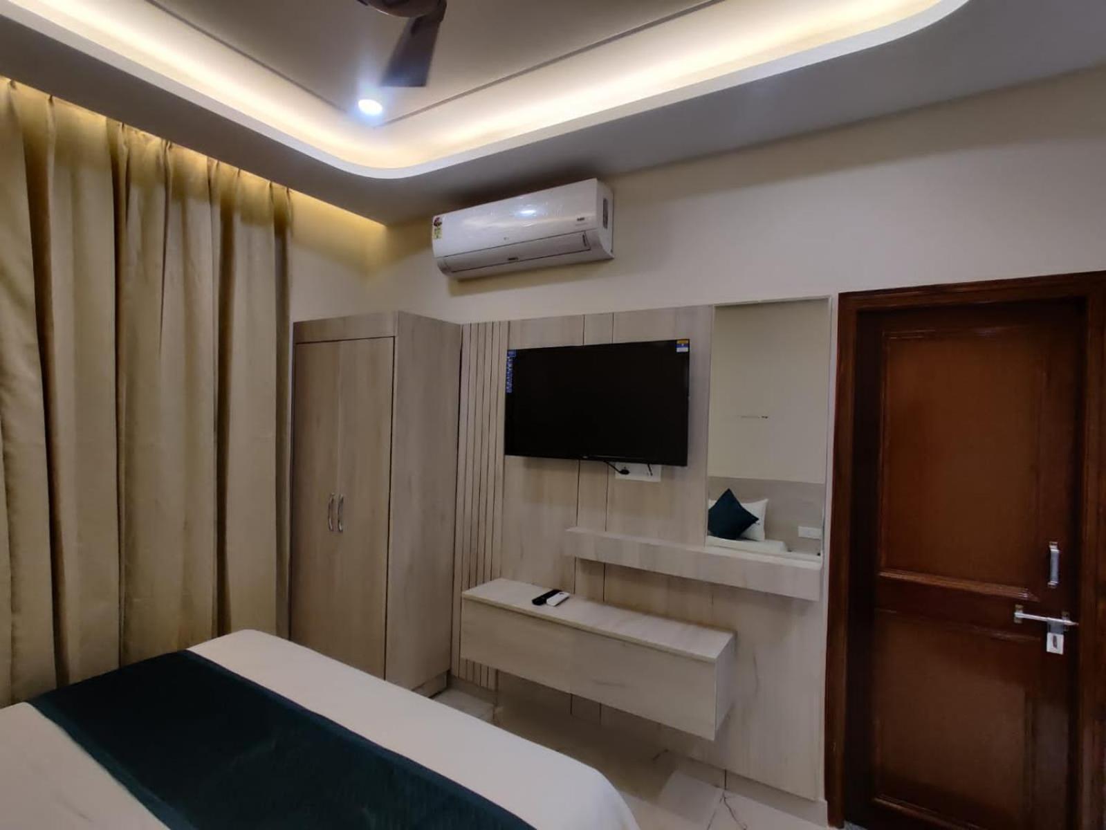Devaaya Palace Rishikesh Ngoại thất bức ảnh