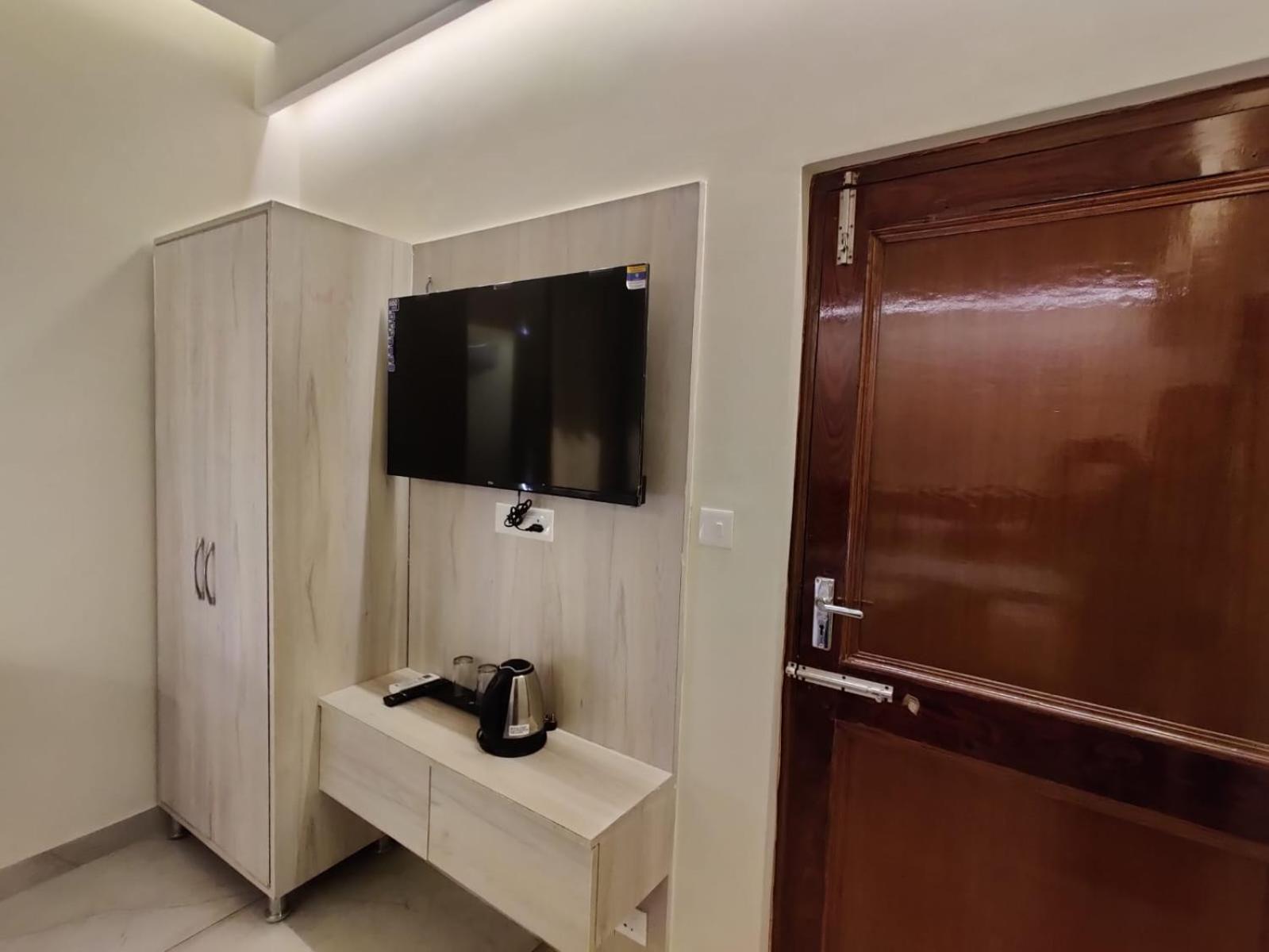 Devaaya Palace Rishikesh Ngoại thất bức ảnh