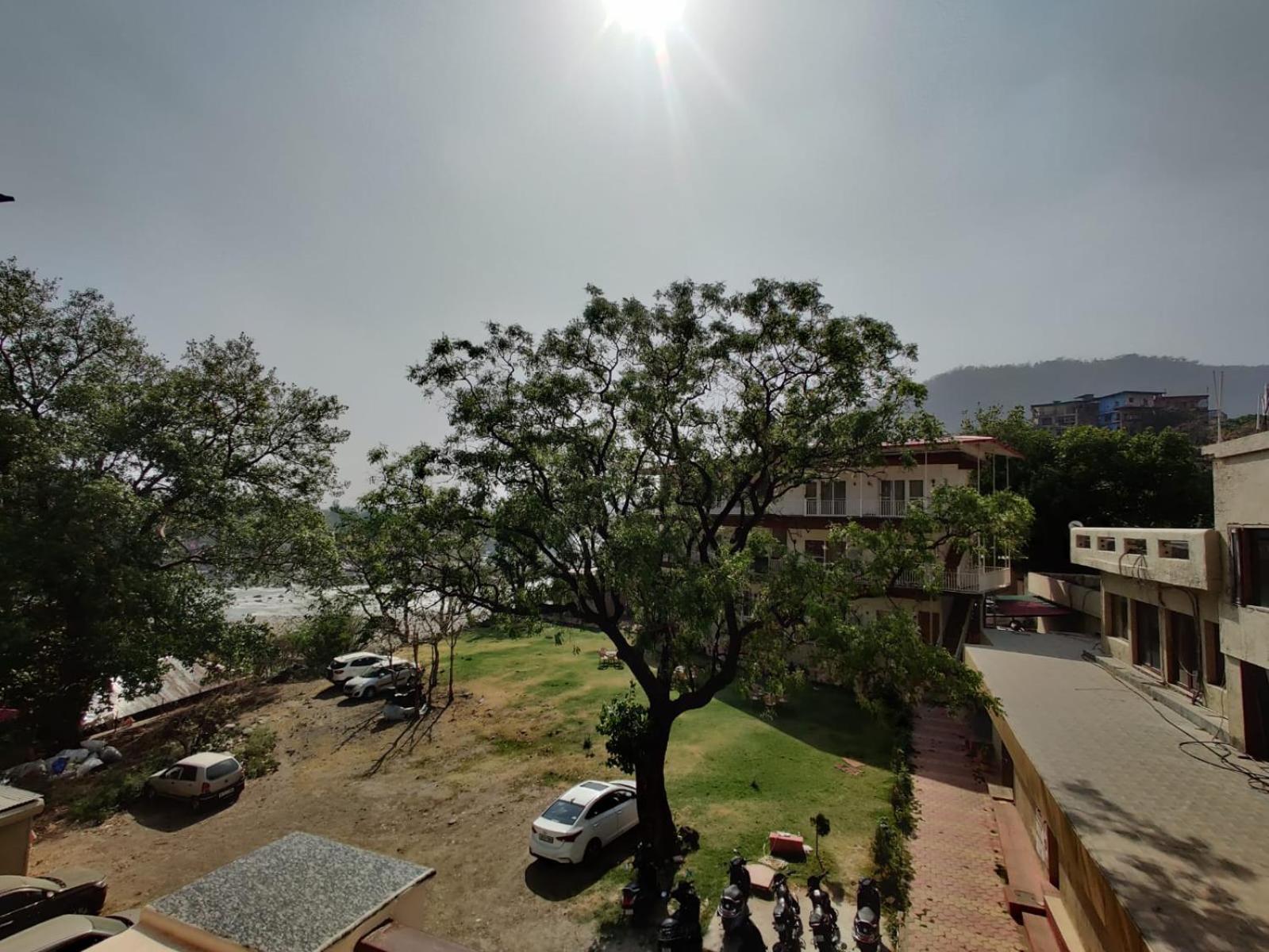 Devaaya Palace Rishikesh Ngoại thất bức ảnh